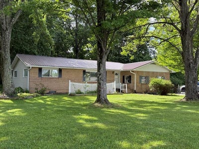 /international/us/1675-st-route-61-galion-oh-110108743980/