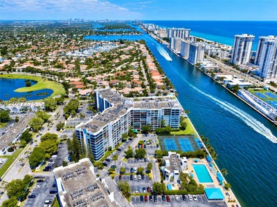 /international/us/1000-parkview-dr-hallandale-beach-fl-110120125173/