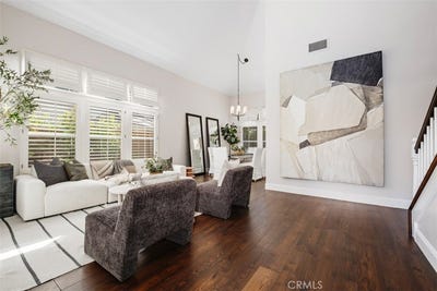/international/us/10-limoges-newport-coast-ca-110120496569/