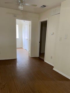 /international/us/8127-stonehurst-street-dallas-tx-110107752083/
