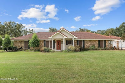 /international/us/1907-teche-drive-breaux-bridge-la-110120107420/