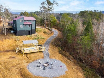 /international/us/2851-sequoia-road-pigeon-forge-tn-110101245650/?lang=zh-tw