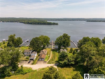 /international/us/3884-park-way-ashville-ny-110108912534/