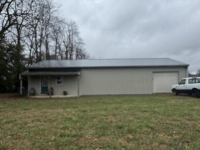 /international/us/364-jefferies-lane-hustonville-ky-110104843106/