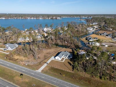 /international/us/1848-w-marion-ave-lake-park-ga-110105273480/