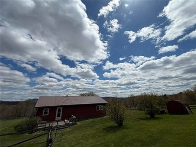 /international/us/372-windsong-road-harpersfield-ny-110108192179/