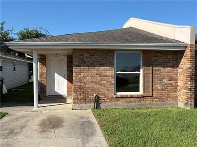 /international/us/9018-amour-drive-chalmette-la-110107959078/