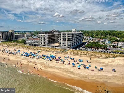 /international/us/527-n-boardwalk-rehoboth-beach-de-110105097491/