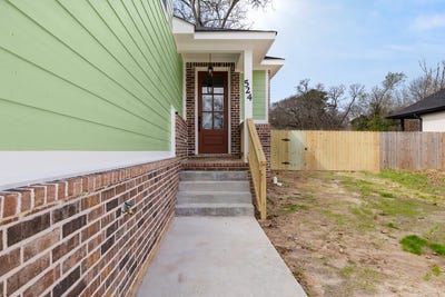 /international/us/524-burk-street-nacogdoches-tx-110105927011/