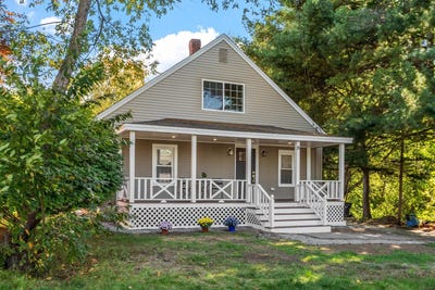 /international/us/15-arcadia-st-grafton-ma-110110321429/