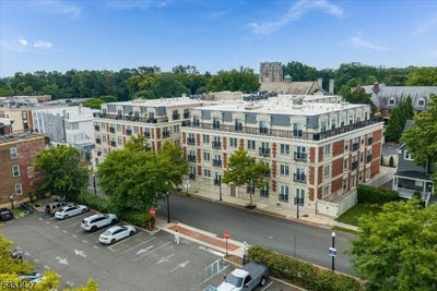 /international/us/111-prospect-st-westfield-town-nj-110119559139/