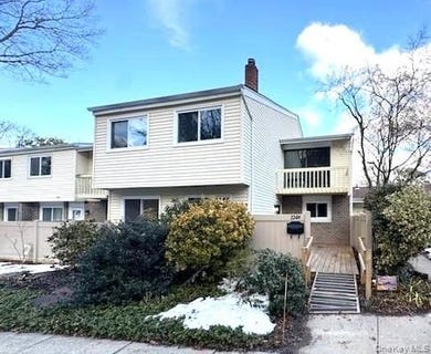 /international/us/224-h-springmeadow-drive-holbrook-ny-110106000882/