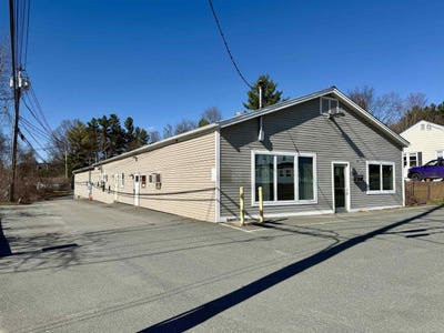 /international/us/561-e-main-street-newport-city-vt-110107520258/