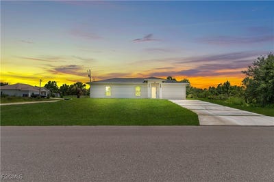 /international/us/101-w-9th-street-lehigh-acres-fl-110101244418/