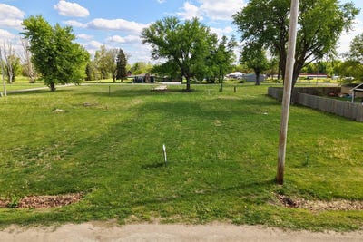 /international/us/902-lincoln-ave-pacific-junction-ia-110102062016/