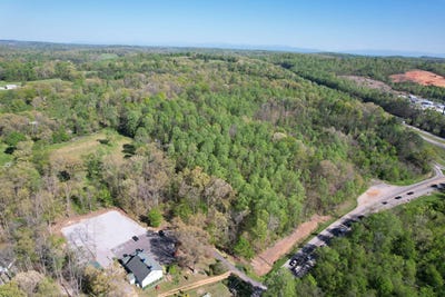 /international/us/highway-321-n-lenoir-city-tn-110108478129/