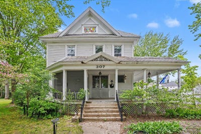 /international/us/307-center-street-dowagiac-mi-110108142648/