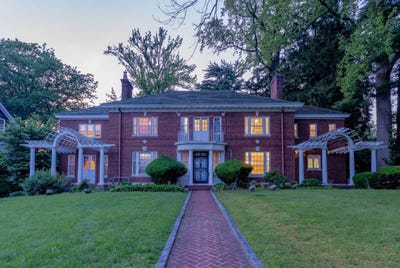 /international/us/26-overlok-circle-new-rochelle-ny-110101163362/