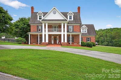 /international/us/8350-holler-farm-road-clemmons-nc-110104965274/