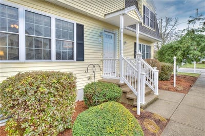 /international/us/25-hyde-avenue-pawtucket-ri-110107061724/