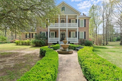 /international/us/519-highway-96-fayette-al-110106952669/