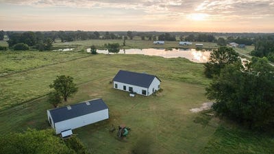 /international/us/387-county-road-3104-pittsburg-tx-110102686282/