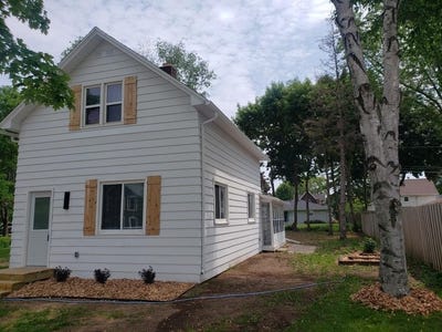 /international/us/114-n-erie-street-de-pere-wi-110099900937/