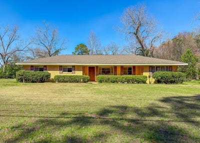 /international/us/570-e-pine-street-colquitt-ga-110106213338/