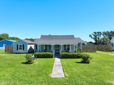 /international/us/899-island-road-harkers-island-nc-110108540960/
