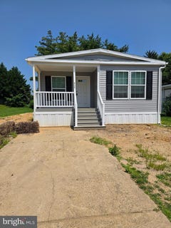 /international/us/6136-clearview-avenue-bensalem-pa-110100265882/