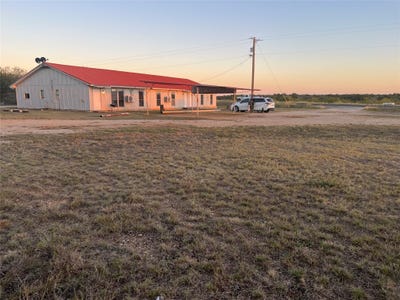 /international/us/9464-us-highway-180-w-breckenridge-tx-110120017291/