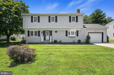 /international/us/209-lakelawn-drive-milford-de-110100684688/