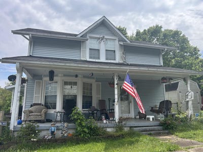 /international/us/214-cunningham-street-sadieville-ky-110107858727/