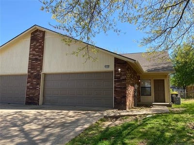 /international/us/11129-s-date-street-jenks-ok-110105506977/