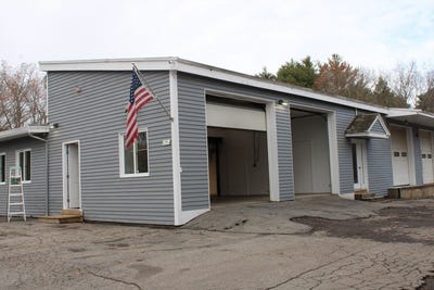 /international/us/6-old-essex-rd-ipswich-ma-110106450802/