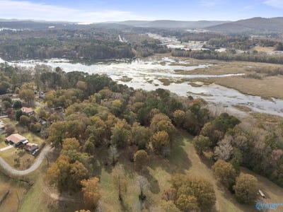 /international/us/1-77-ac-riverview-circle-scottsboro-al-110104019929/