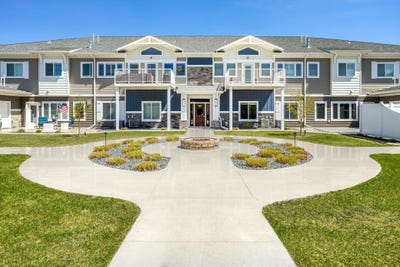 /international/us/2860-calico-drive-s-fargo-nd-110109119379/
