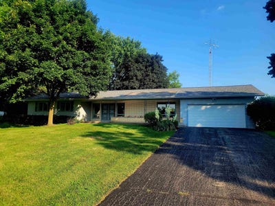 /international/us/4571-linden-drive-windsor-wi-110100819598/