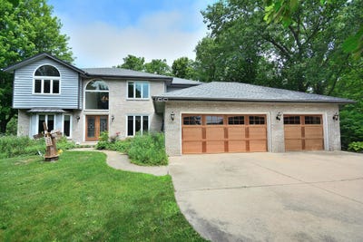 /international/us/9330-luanne-dr-mount-pleasant-wi-110100896594/