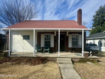 /international/us/813-cuyahoga-street-clarksdale-ms-110100520206/