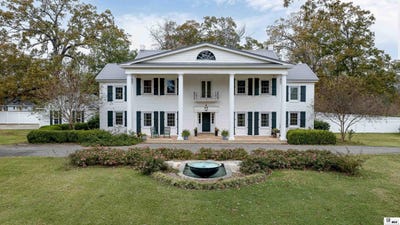 /international/us/404-north-street-oak-grove-la-110108688714/