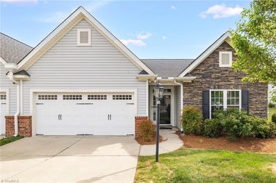 /international/us/213-slate-drive-gibsonville-nc-110108025365/