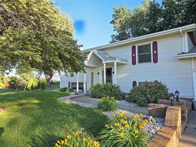 /international/us/3606-old-hwy-8-norfolk-ne-110108872673/