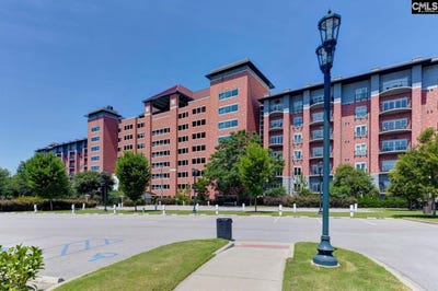 /international/us/900-stadium-n210-columbia-sc-110106763581/