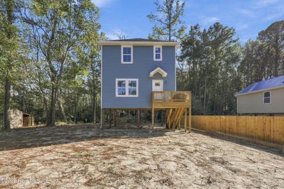/international/us/126-taylors-road-currituck-nc-110120671535/