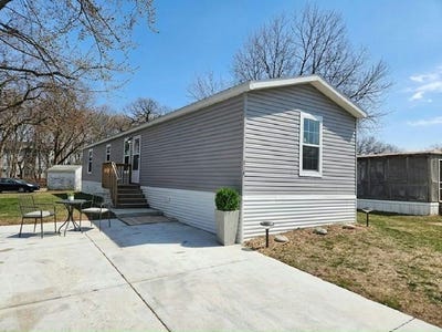 /international/us/314-oak-lane-mankato-mn-110107303015/