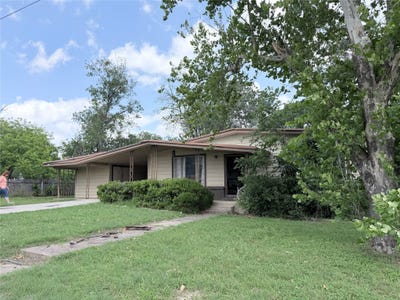 /international/us/316-s-bouldin-hamilton-tx-110108767501/