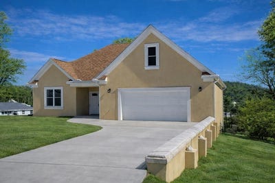/international/us/42-cornell-drive-minford-oh-110105854277/