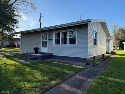 /international/us/1127-schell-avenue-nw-new-philadelphia-oh-110107619085/