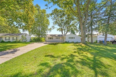 /international/us/34297-w-point-drive-north-ridgeville-oh-110110175616/